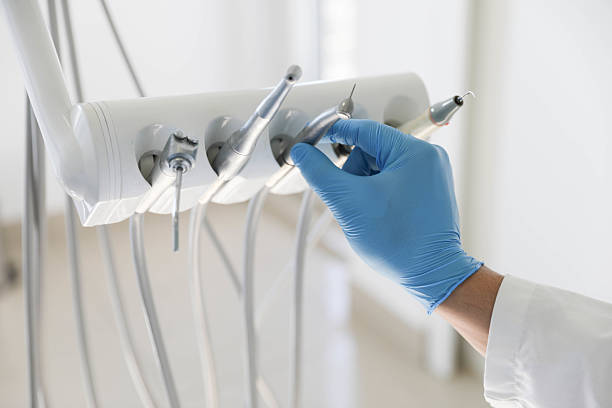 Professional Emergency Dentist technician working in Spring Lake Park, MN